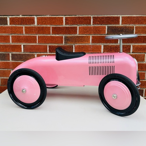 PBK POTTERY BARN Pink Kids Toy Ride On Pedal Car Speedster Racer EUC - Picture 1 of 8